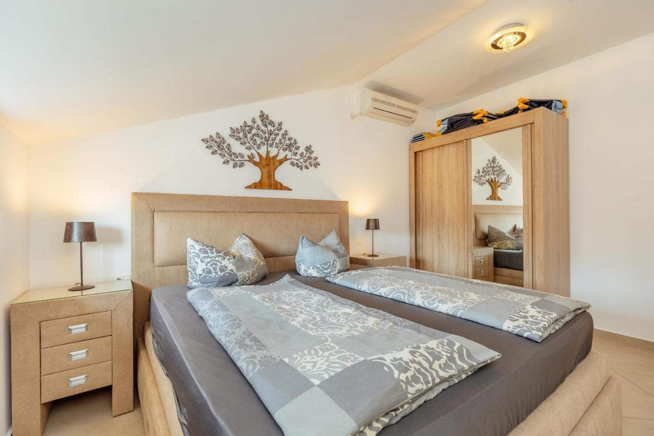 Apartment Penthouse Savina Herceg Novi Exterior foto